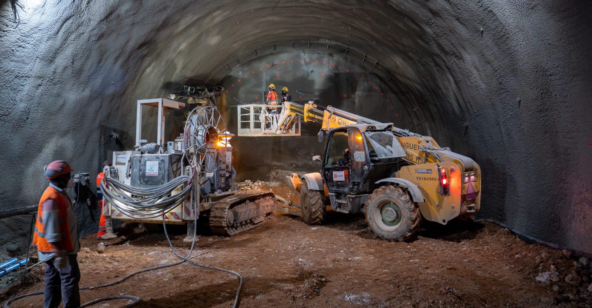 COLOCADO_20230824_hyperlapse_EXEO20220729_hyperlapse_ZAGOPE_PANA2145